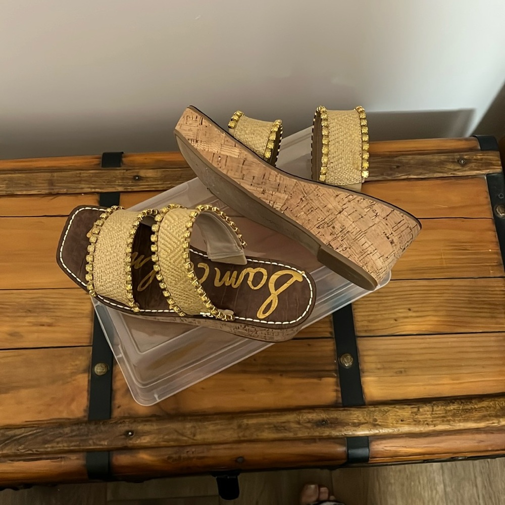 Women’s platform mm sandals